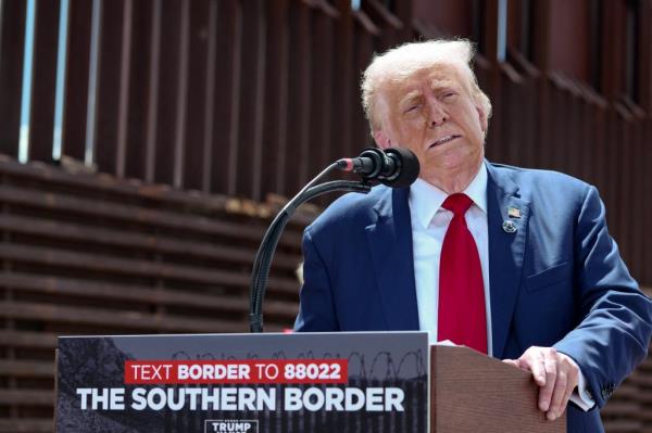 Former US President and Republican presidential candidate Do<em></em>nald Trump speaks a<em></em>bout immigration and border security near Coro<em></em>nado Natio<em></em>nal Memorial in Mo<em></em>ntezuma Pass, Arizona, August 22, 2024.